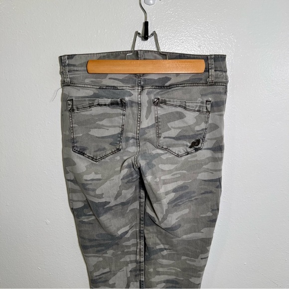 Express Jeans Ankle Jegging Faded Camo Mid-Rise 4R - Picture 10 of 15